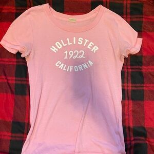 Hollister tee